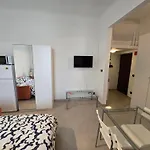Tiny House 公寓